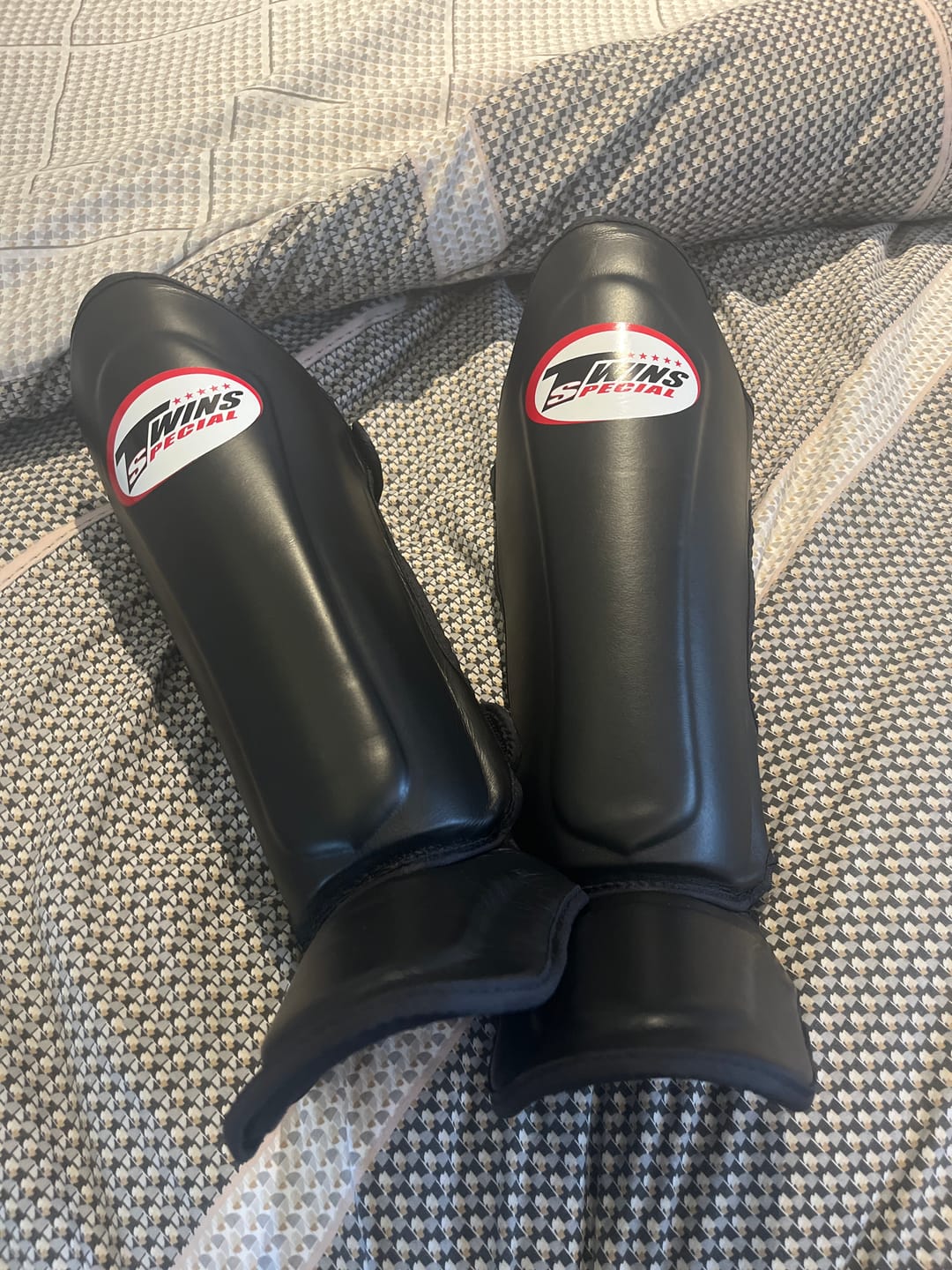 Customer photo review of Twins SGL10 Black Double Padded Leather Shin Guards