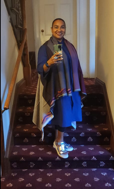 Customer photo review of Light Wool Cape Fusion Plum