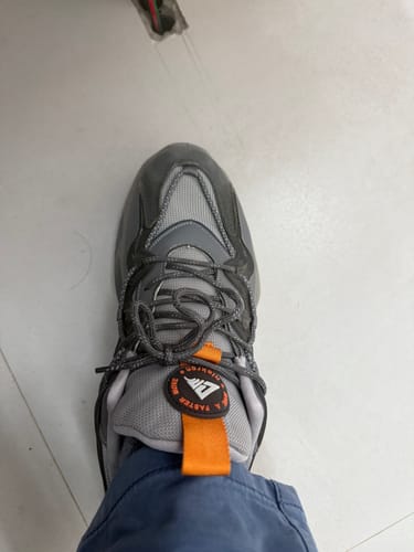 Customer photo review of Moscow Smoky Grey Low Top Minimalist Classy Sneakers