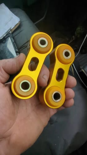 Customer photo review of Front Sway Bar End Link Heavy Duty For Subaru Impreza 04-07