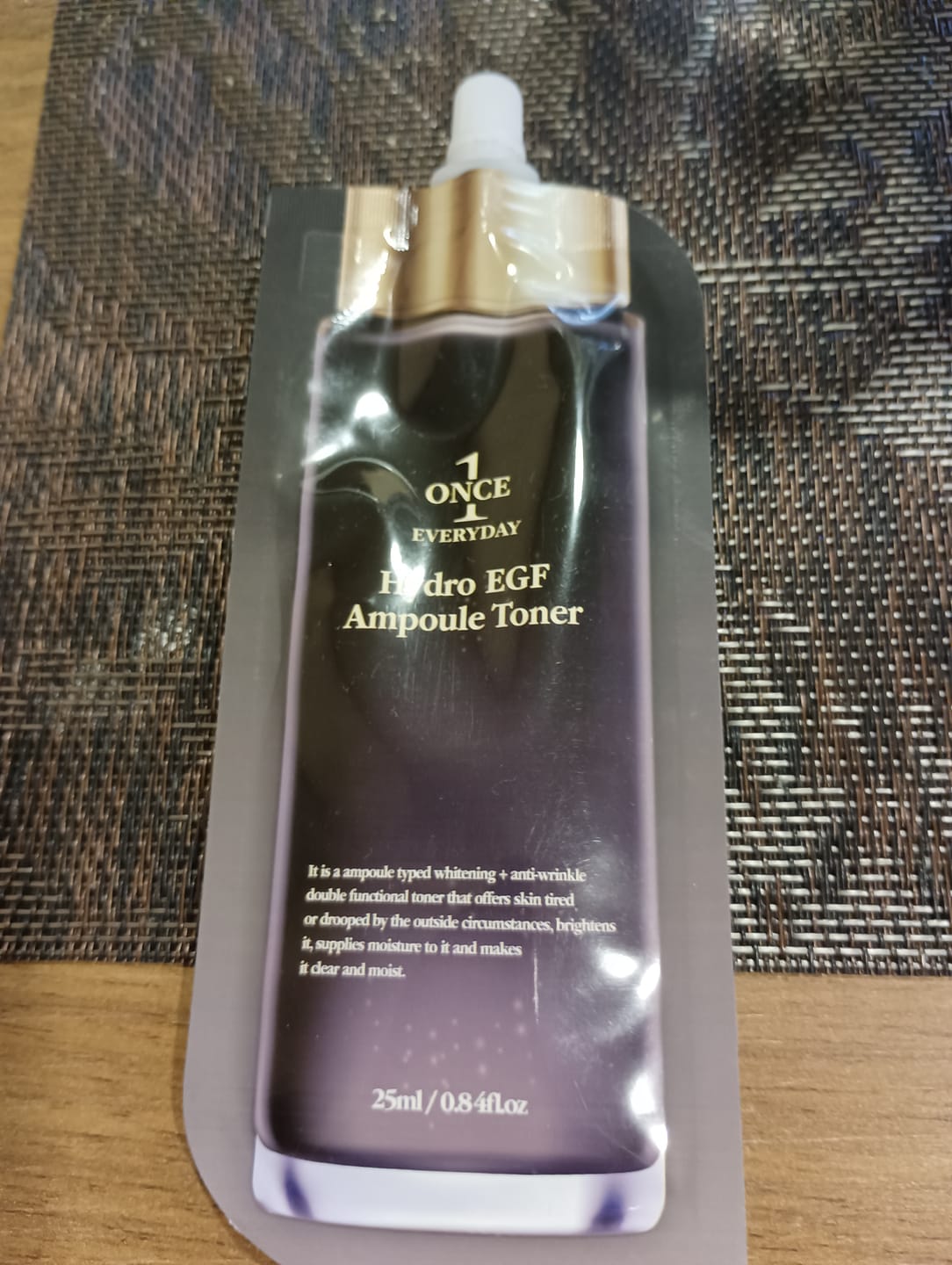 Customer photo review of Хидратиращ тонер-серум с подмладяващ пептиден комплекс Chamos Once Everyday