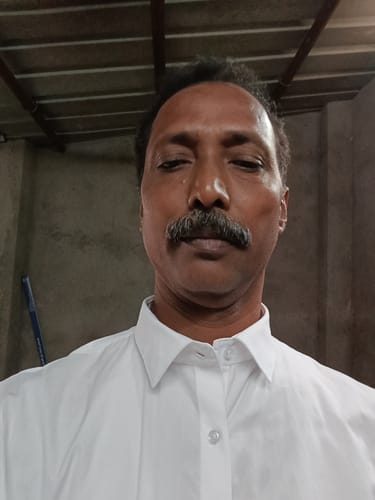 Customer photo review of Delight Cotton Solid Regular Fit White Trending Formal Shirt for Men