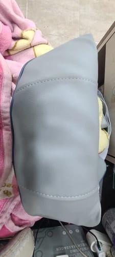 Customer photo review of Wireless Neck and Back Massager Neck and Shoulder Kneading Massage Shawl Neck Cervical Relaxing Trapezius Massager