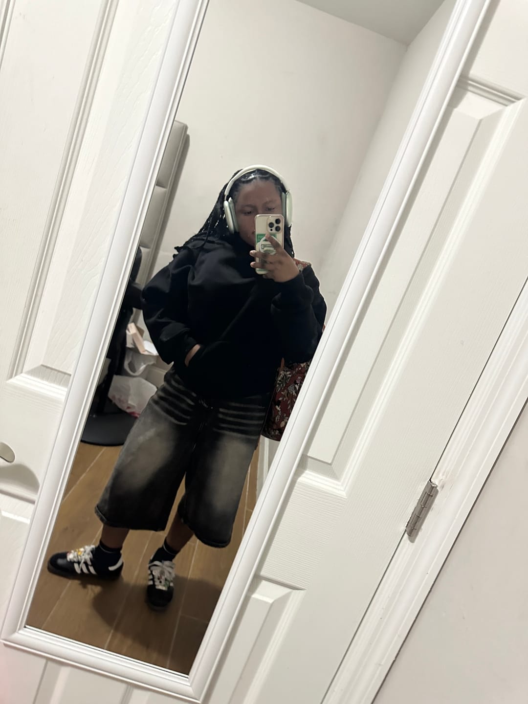 Customer photo review of Aelfric Eden Vintage Washed Longline Jorts