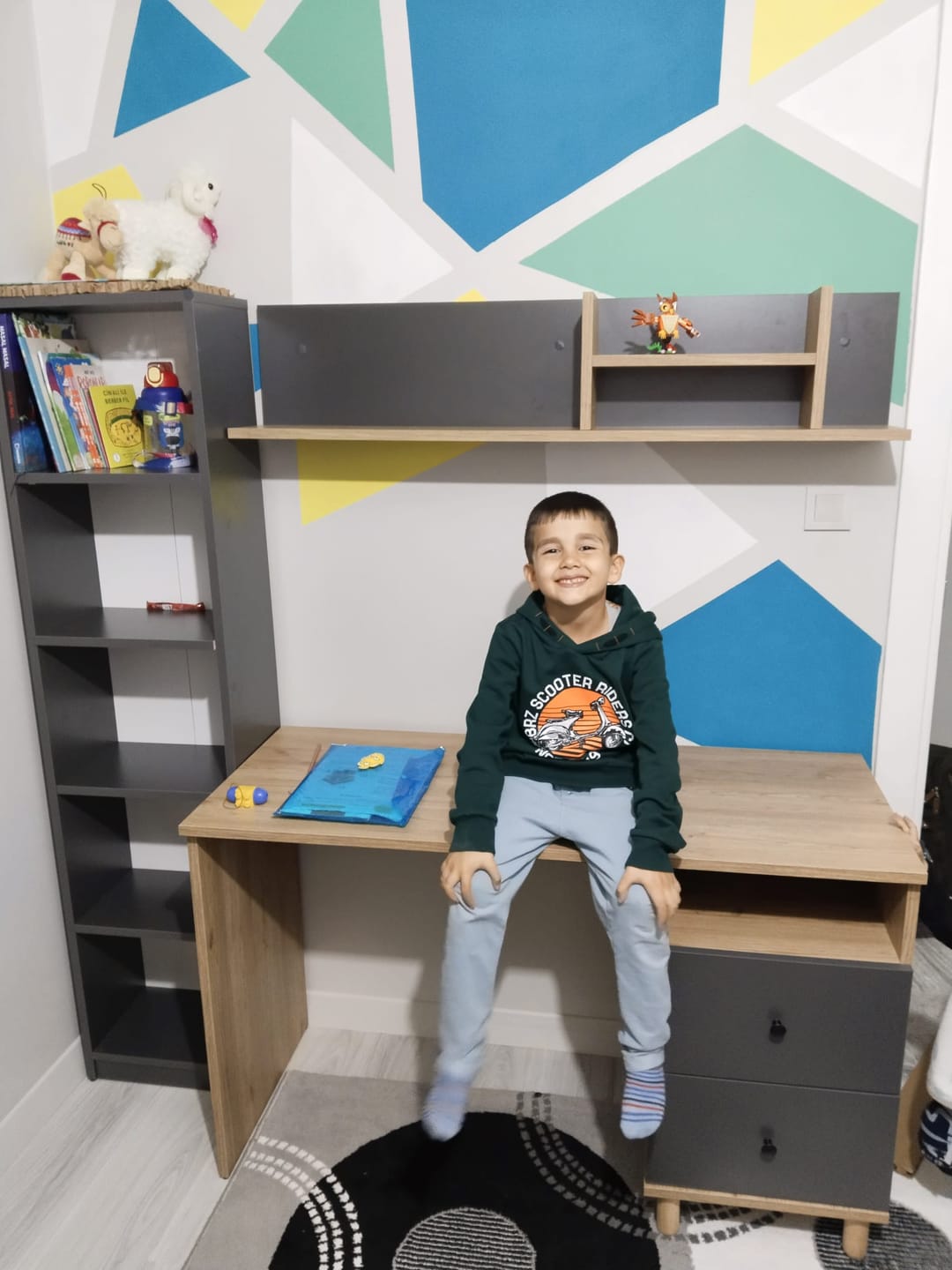 Customer photo review of Rani HA115 Çekmeceli Kitaplıklı Çalışma Ofis Bilgisayar Masası Sepet Ceviz - Antrasit