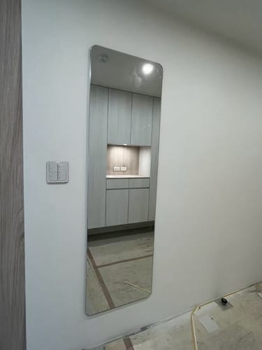 婉婷 review of 無框長型豎款全身穿衣鏡牆壁掛鏡 image 1 out of 1