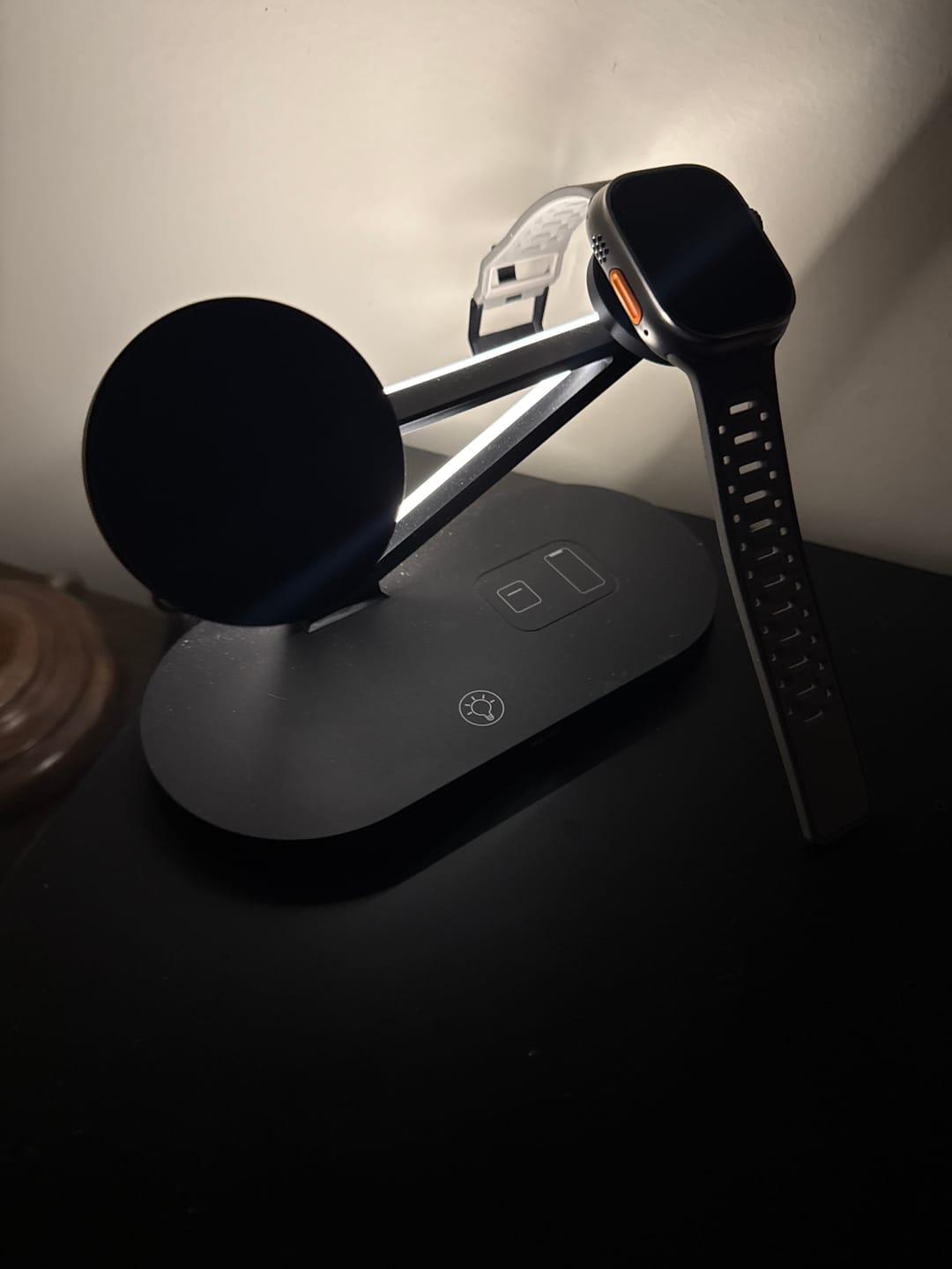 Customer photo review of PRISM CHARGING STATION BY MDRNDOCK