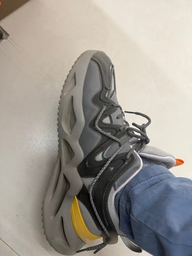 Customer photo review of Moscow Smoky Grey Low Top Minimalist Classy Sneakers