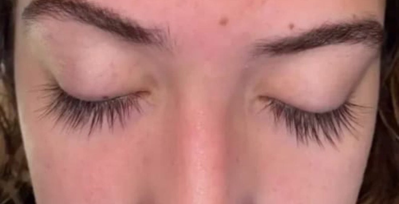 Customer photo review of Eyelash Growth Serum