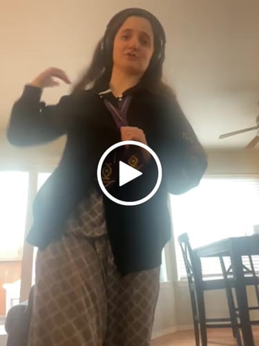 Customer video review of Genshin Zipper Hoodie [In-Stock]