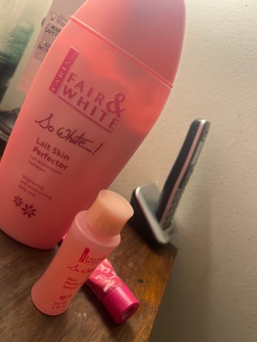Customer photo review of Fair & White So White! Essentials Kit