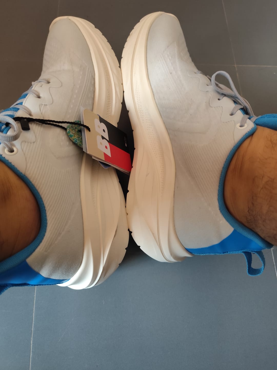 Customer photo review of Bacca Bucci SPEED PRO Athleisure Running Shoes