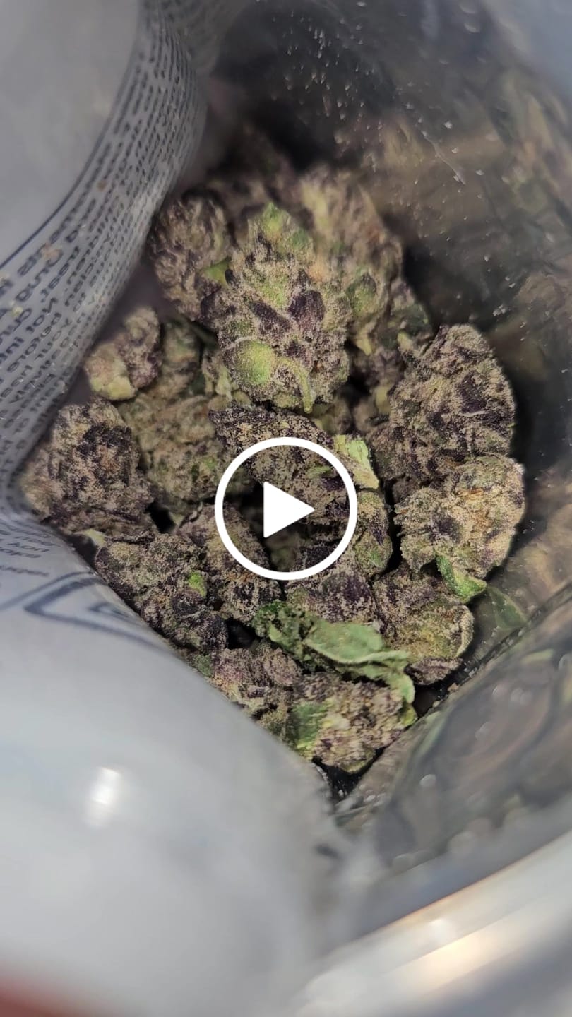 Customer video review of THCa Indoor Smalls