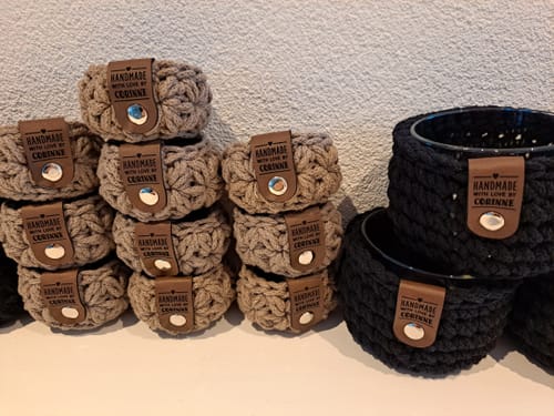 Customer photo review of Kunstleder-Labels mit Chicago Screws - Personalisierte Labels