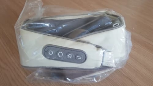 Customer photo review of Wireless Neck and Back Massager Neck and Shoulder Kneading Massage Shawl Neck Cervical Relaxing Trapezius Massager