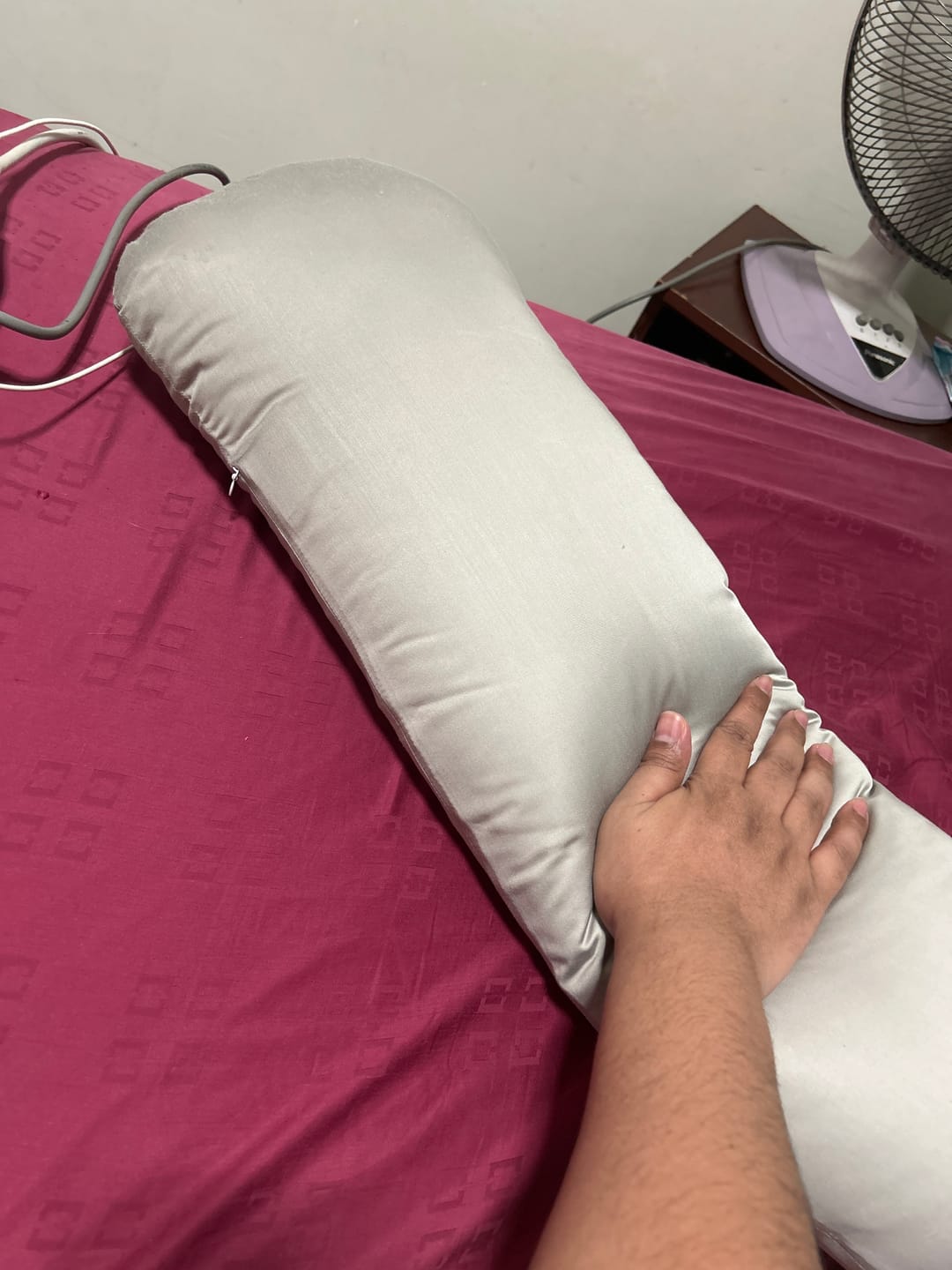 Customer photo review of Tidur Weighted Bolster