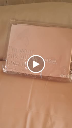 Customer video review of Funda Palo Rosa 100% Seda 25mm King (50 X 90)