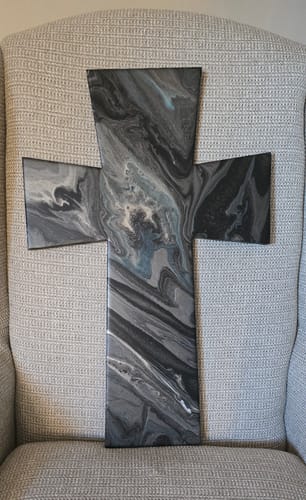 Customer photo review of Unfinished Wood Patonse Cross Shape - Craft - up to 46" DIY