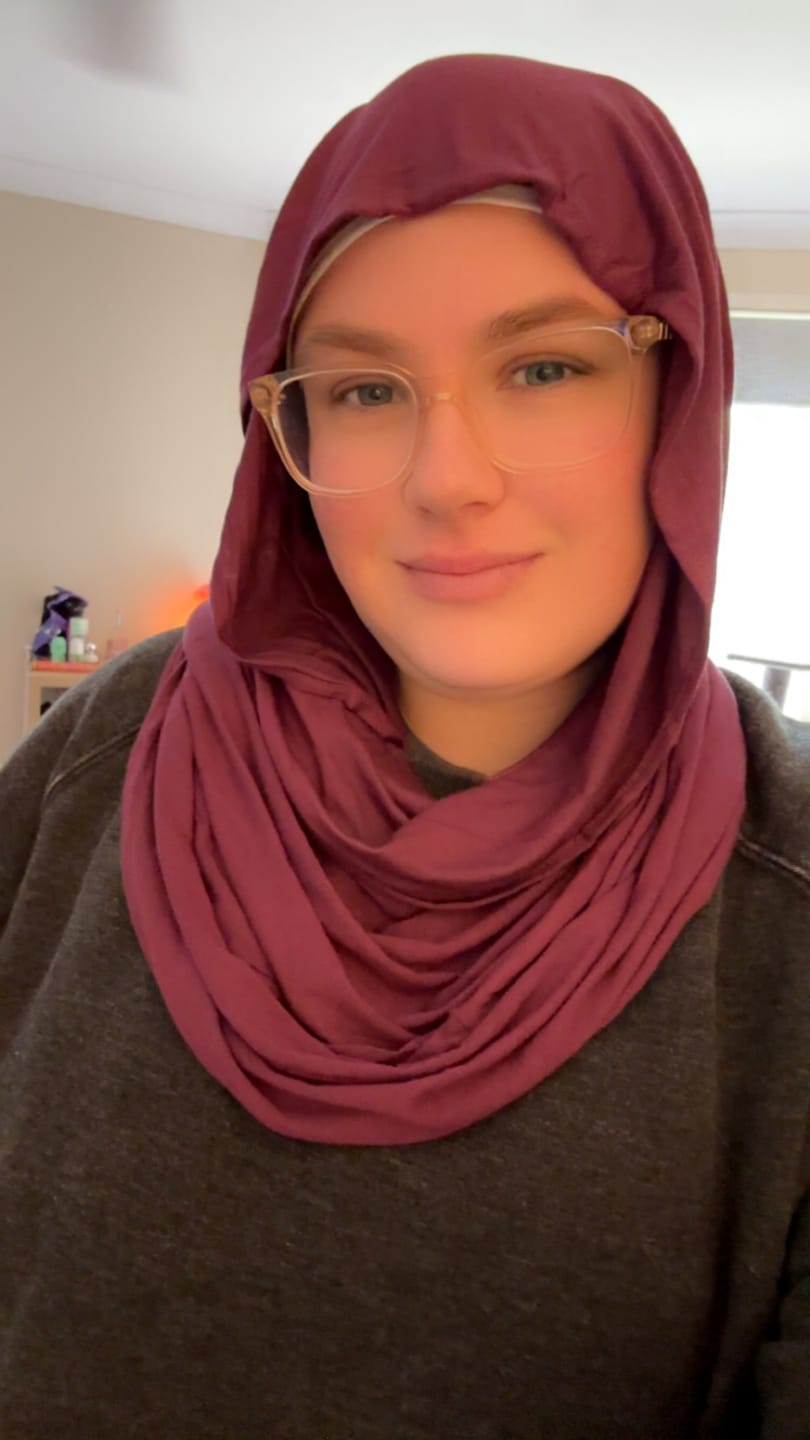 Customer photo review of Premium Jersey Hijab - Plum