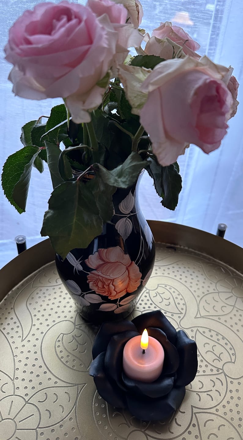 Customer photo review of schwarze Rose - Teelichthalter
