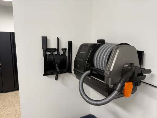Customer photo review of Grandstorm Retractable Vacuum Cleaner