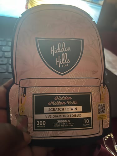 Customer photo review of Hidden Hills Live Resin Gummy Belts | 3000mg STRAWBERRY BELTS