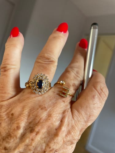 Customer photo review of Bague lettre LOANYA en pierre de Zircon