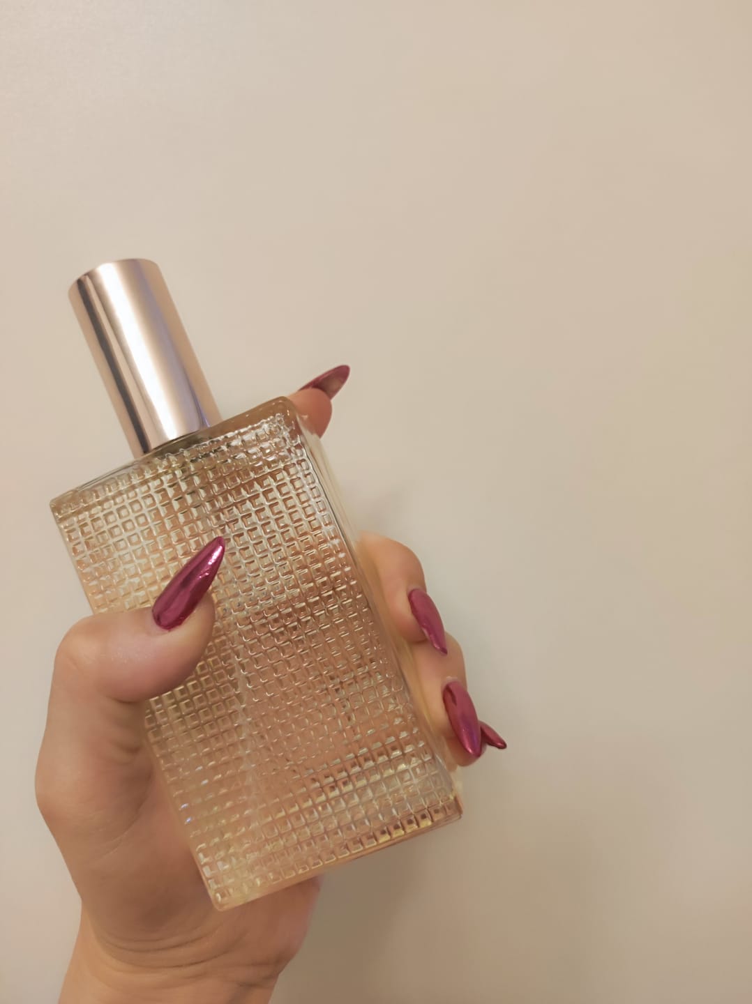 Customer photo review of Riviere Signature Perfume