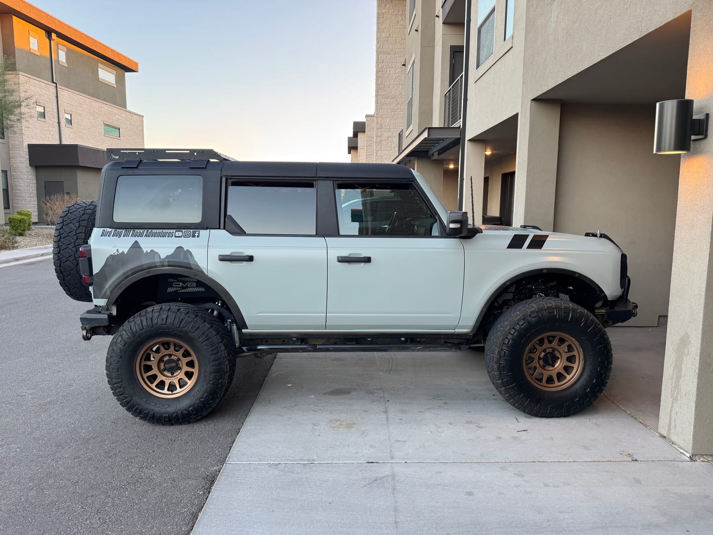 Customer photo review of Modular Half Rack For The Ford Bronco