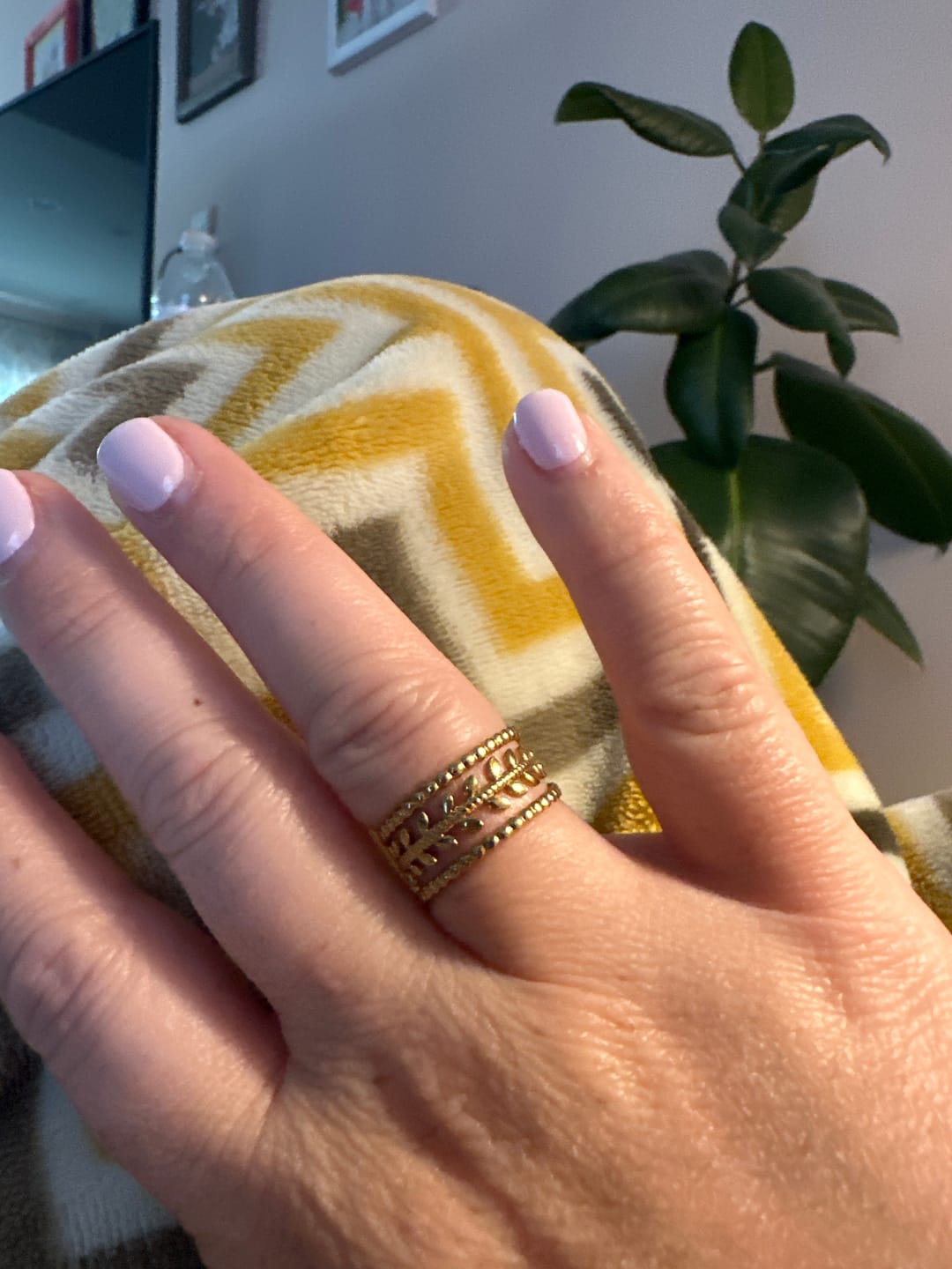 Customer photo review of Marissa Layered Gold Leaf Ring