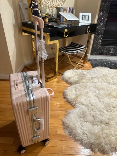 Erica H. review of Carry-On: All-in-One image 1 out of 3