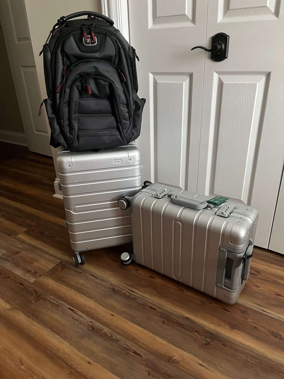 Customer photo review of Carry-On: Aluminum