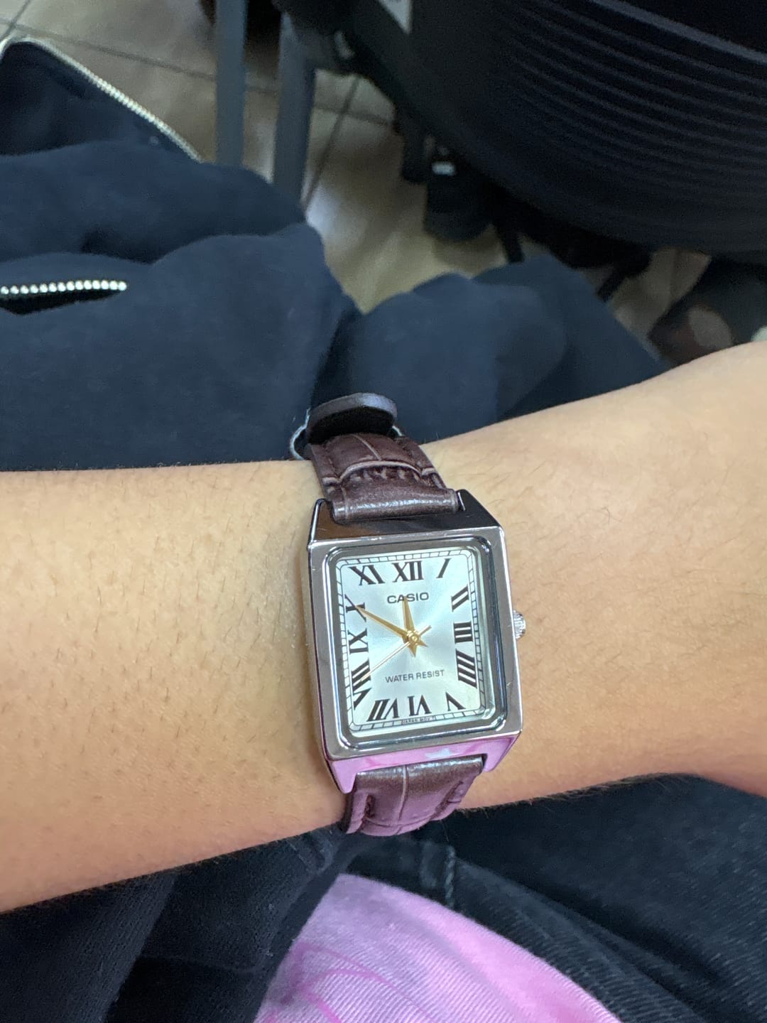Customer photo review of Reloj Casio Tank Análogo LTP-V007L-9BUDF Cuero Dial Champaña