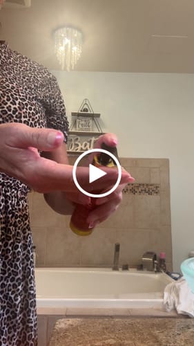 Customer video review of Besque™ Magic Body Oil - 100ml
