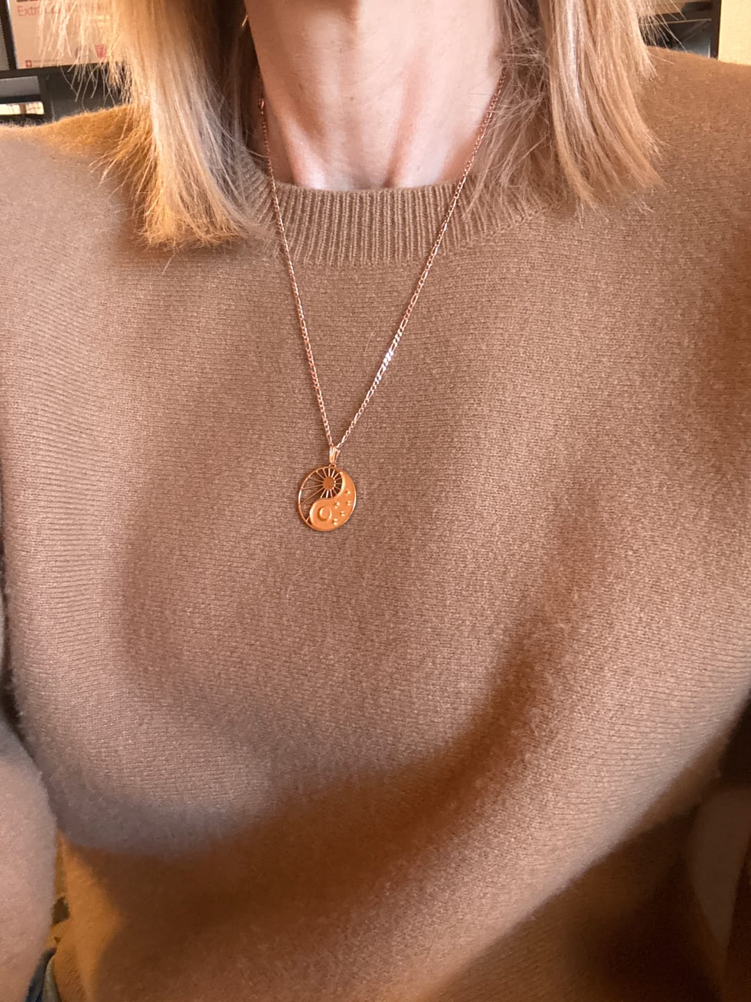 Customer photo review of Collier Yin Yang Cosmique