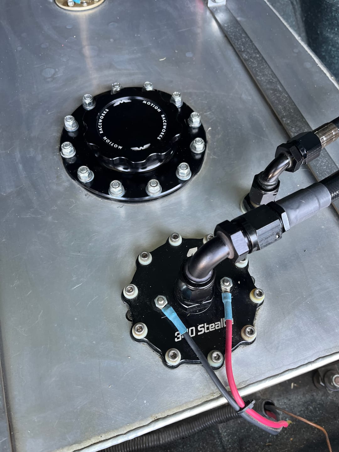 Customer photo review of Motion Billet Fuel Cap (Screw on) 12 bolt w/ Seal and Hardware 27-150