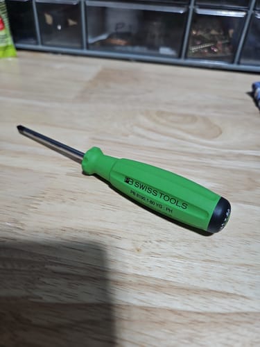 Customer photo review of PB Swiss Tools PB 8190.1-80 YG SwissGrip Screwdrivers, Phillips, 5 mm