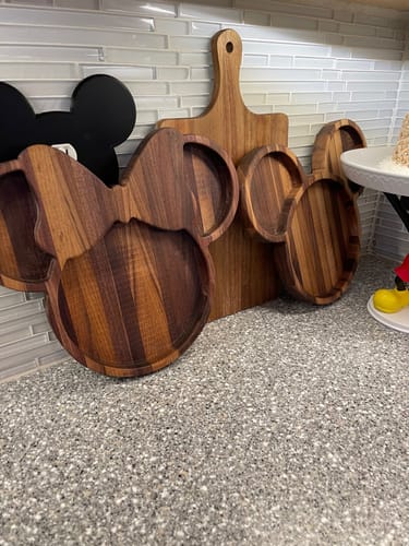 Customer photo review of Mickey and Minnie Mouse Snack Plate