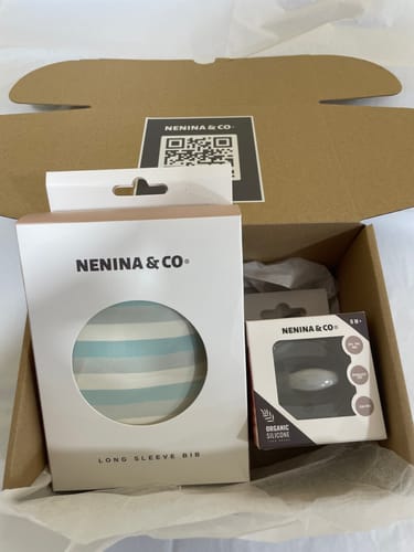 Customer photo review of Babero Manga larga Vertical Stripes Nenina & Co