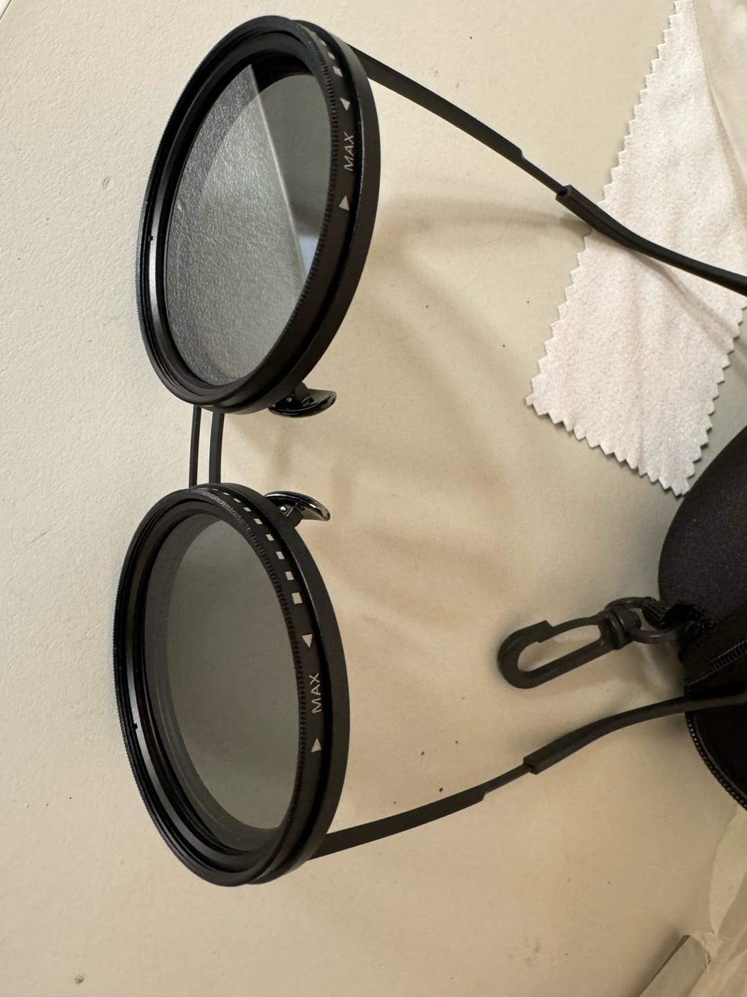 Customer photo review of Les Flex｜Lunettes de soleil ajustables