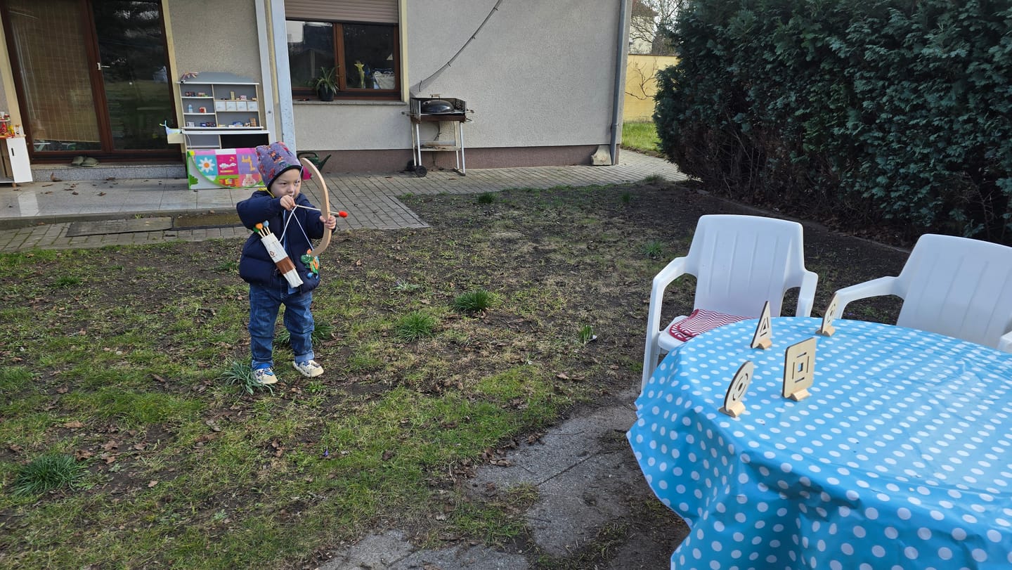 Customer photo review of Pfeil und Bogen Holzspielzeug