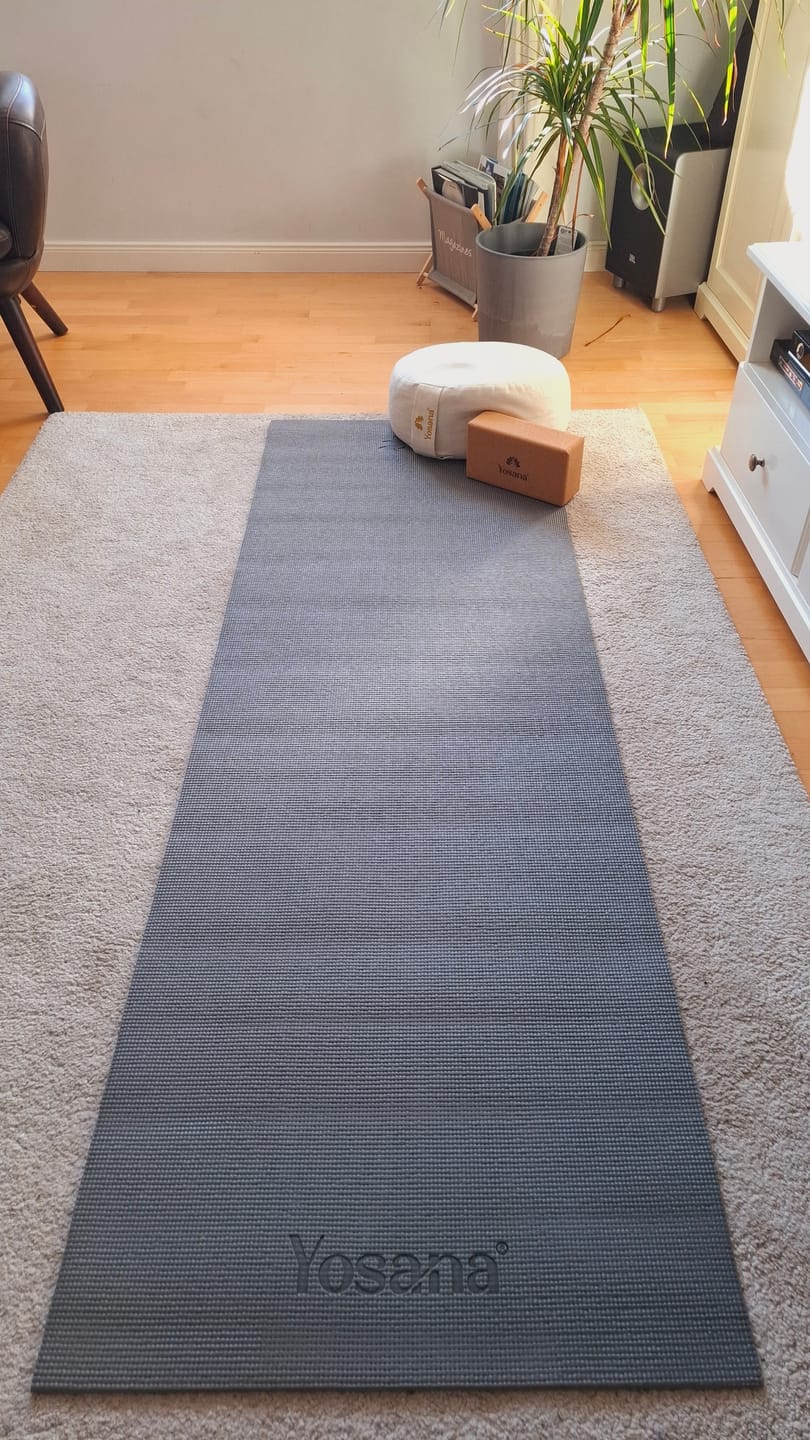 Customer photo review of Yogamatte Basic inkl. Tragetasche - Grau