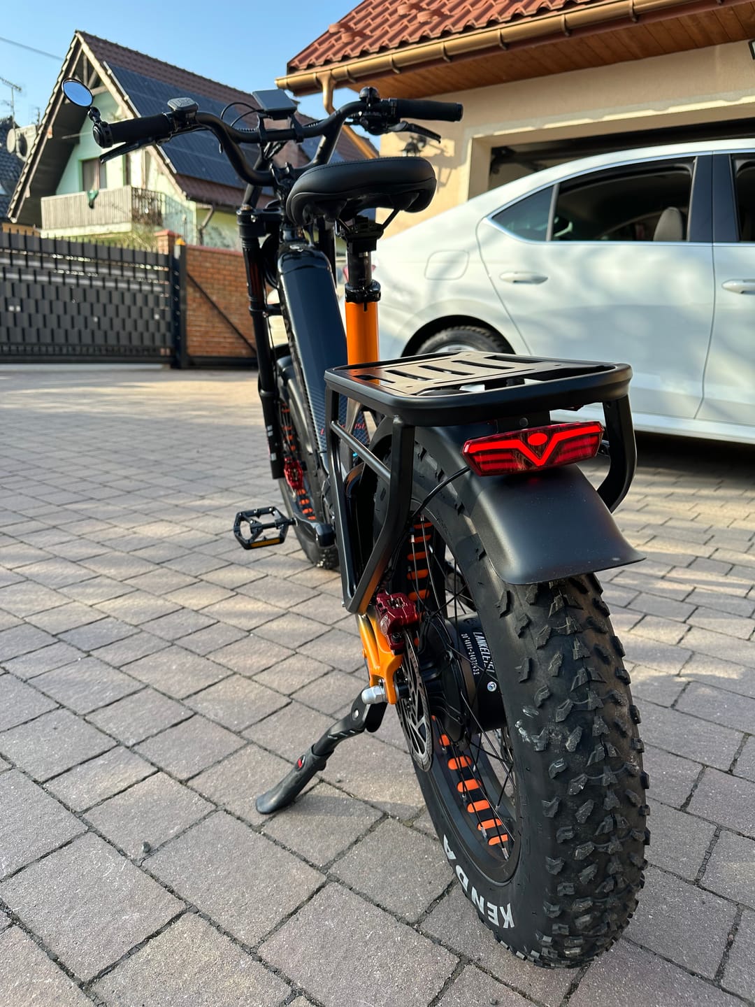 Customer photo review of Lankeleisi RX800 Plus 1000W 20" Fat Bike 960Wh Full Suspension Electric Bike 48V 20Ah Battery SUV E-Bike