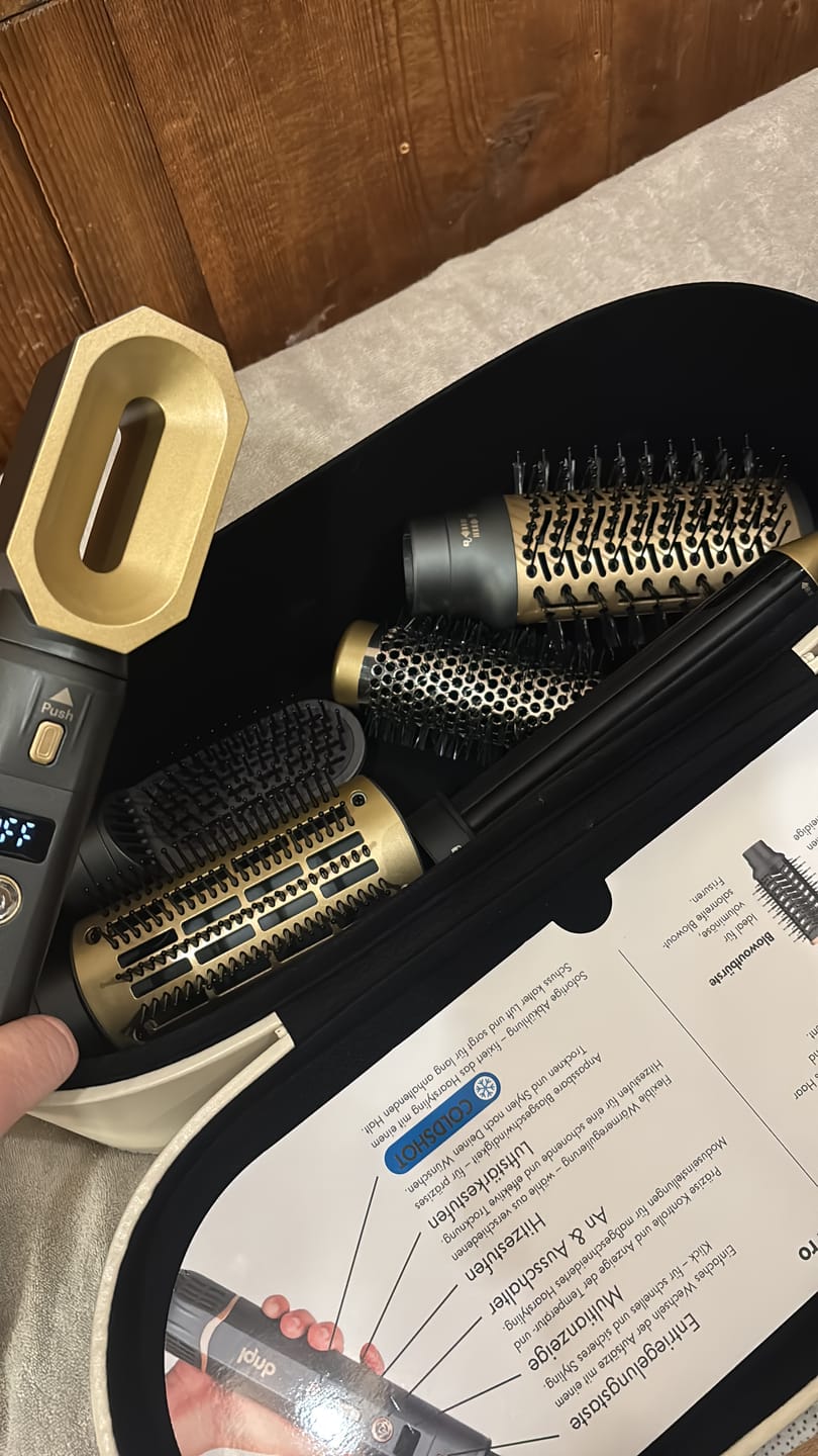 Customer photo review of Dripl Airstyler Pro - 6in1 Multistyler