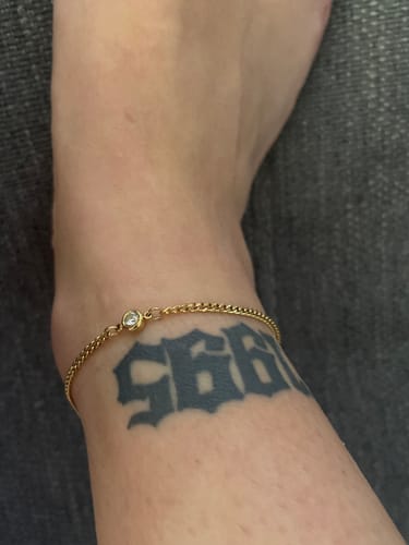 Customer photo review of One Stone Fußkette | 18K vergoldet