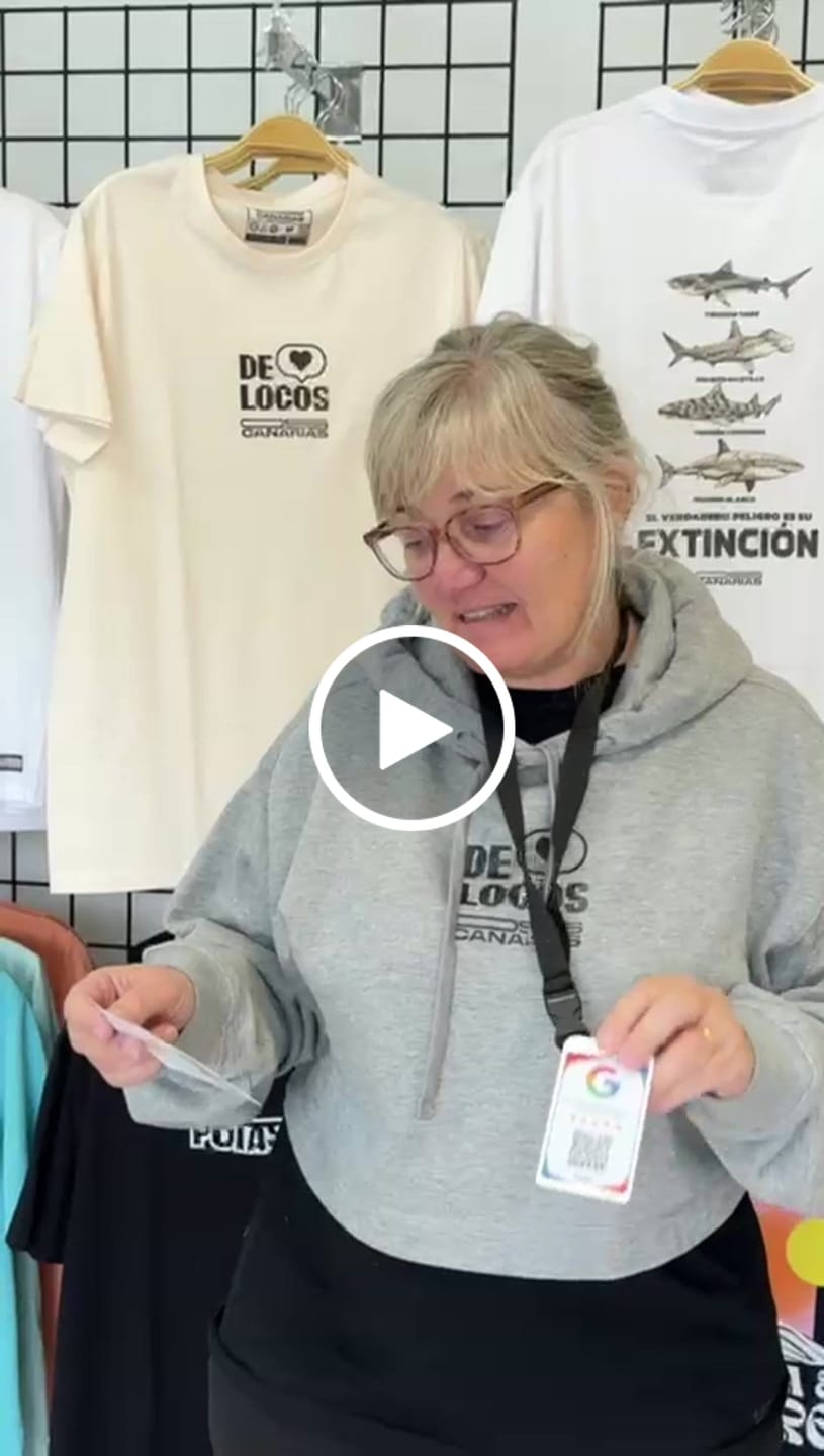 Customer video review of Tarjeta Reseñas de Google