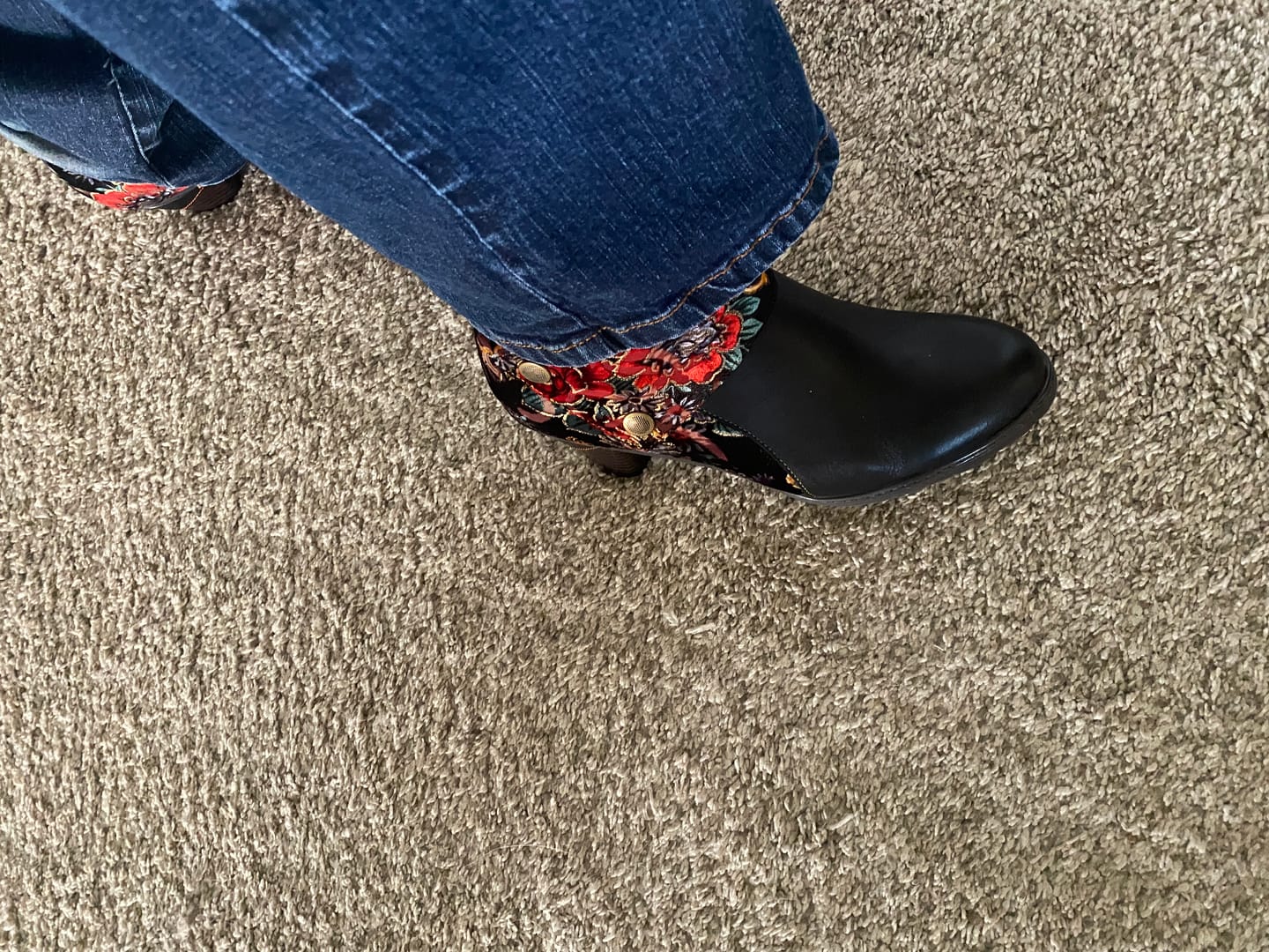 Customer photo review of Retro Handmade Radiant Pattern Ankle Boots