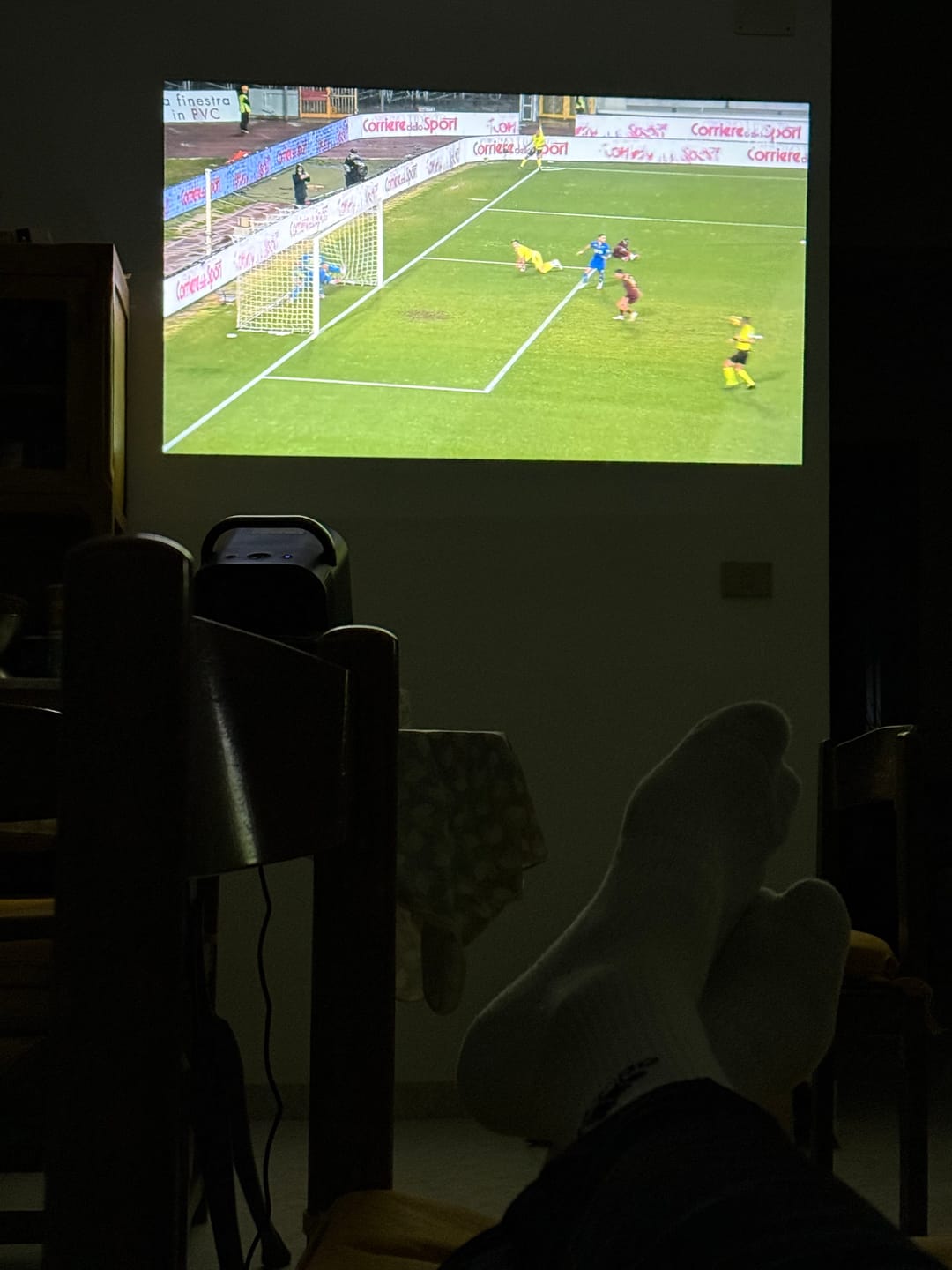 Customer photo review of ETOE Seal Pro Google TV Projector