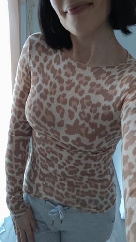 Customer photo review of Leo Cashmere Longsleeve - Beige/Camel