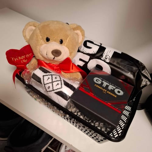 Customer photo review of GTFO Scented Candle - Complex Aroma